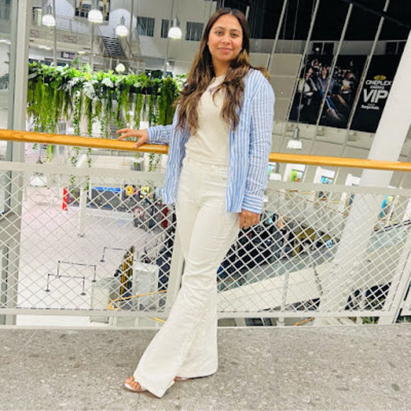 Meet your Posher, Ramanpreet - Picture 1 of 1